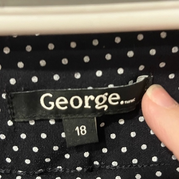 George 18P black polka dot Bermuda Shorts Stretchy - Picture 4 of 7